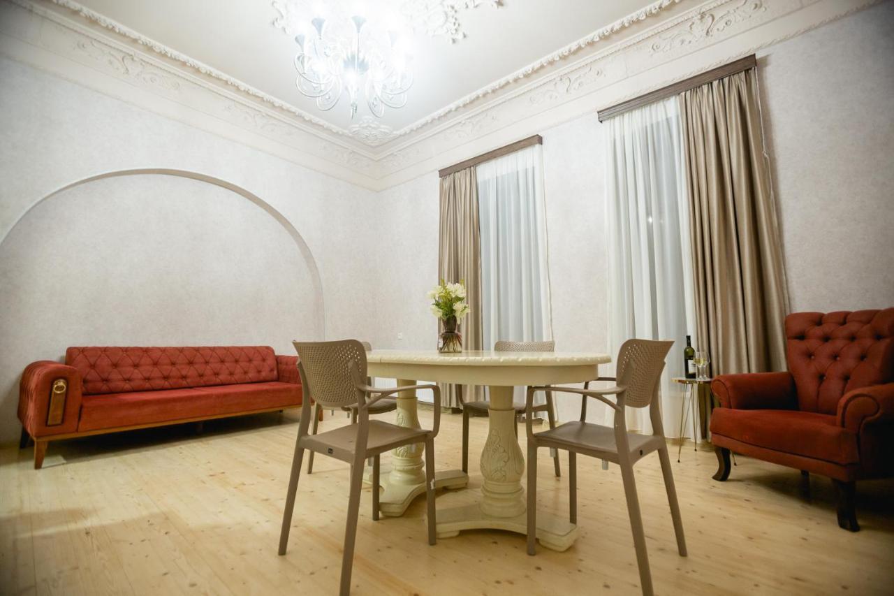 Moedani-Very Center Apartments In Koetaisi Buitenkant foto